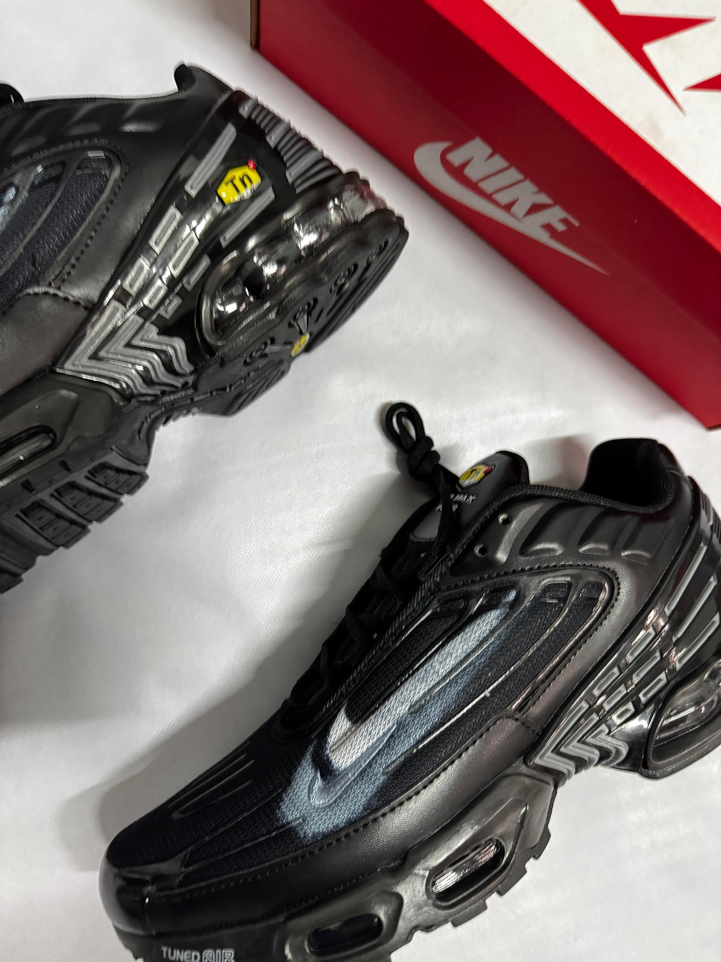 Nike Tn Tunned Specil Swoosh
